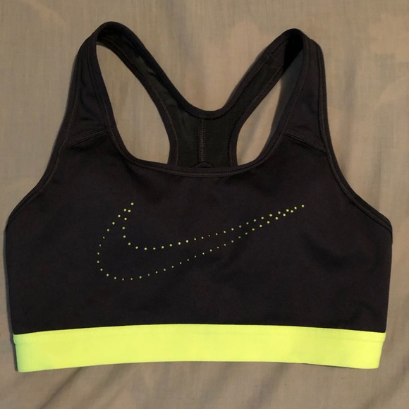 Small Nike Sports Bra - Picture 1 of 2